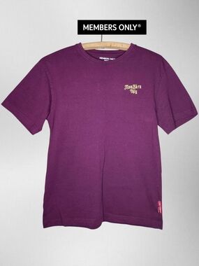 MEMBERS ONLY Burgundy Stitched Graphic Tee - Small